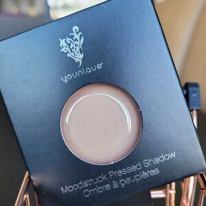 MOODSTRUCK pressed shadow refill - Astute